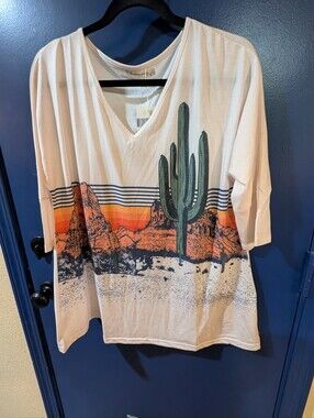 Southern Stitch Desert Cactus Graphic Top NWT L